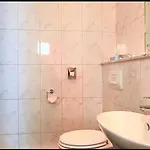 Royal Hotel 3*