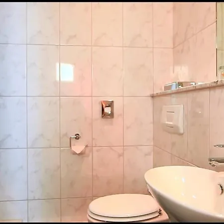 Royal Hotell 3*