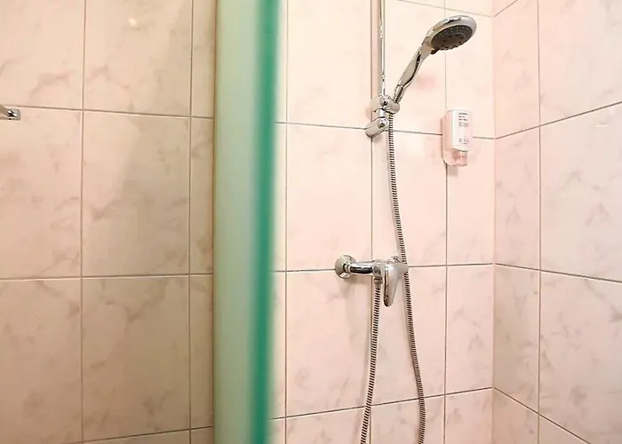 Royal 3* אלמשורן